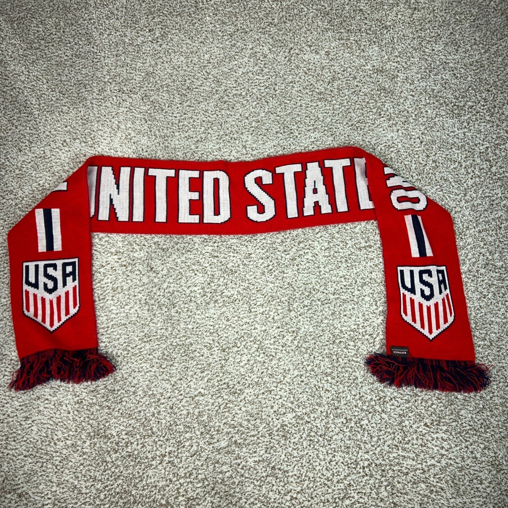 USA Soccer Scarf One Size Red Blue White National Team Knit Fan Gear Futbol Logo